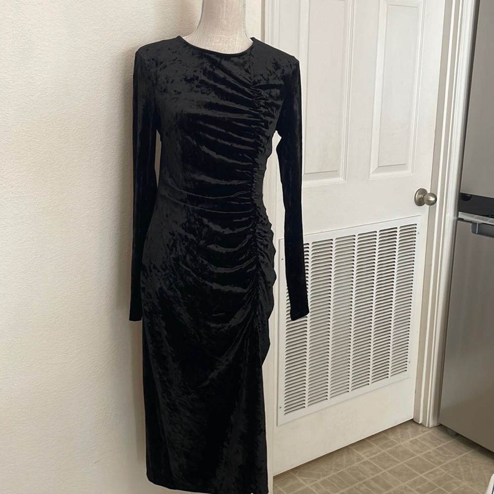 Black Velvet long sleeve cut out back bodyCon soft stretch Midi ruched dress NWO